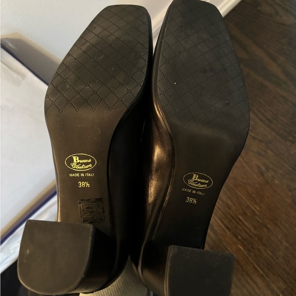 Brown’s block heel - Picture 4 of 4